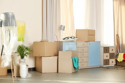 Hampton Removals team beginning a careful and organised move
